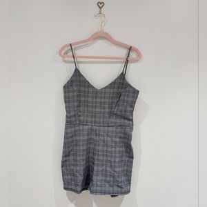 Womens Size Large Windsor Plaid Print Romper